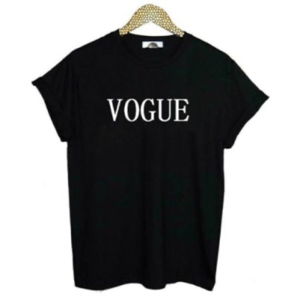 NWT Rosepark | VOGUE black graphic tee shirt M